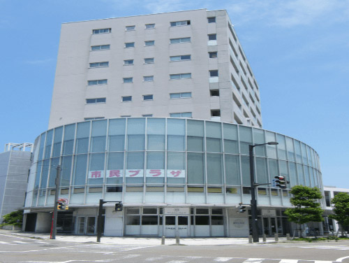 柏崎市市民プラザ